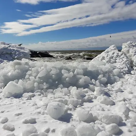 アパート Luonnon Rauhassa Kodikas ポリ